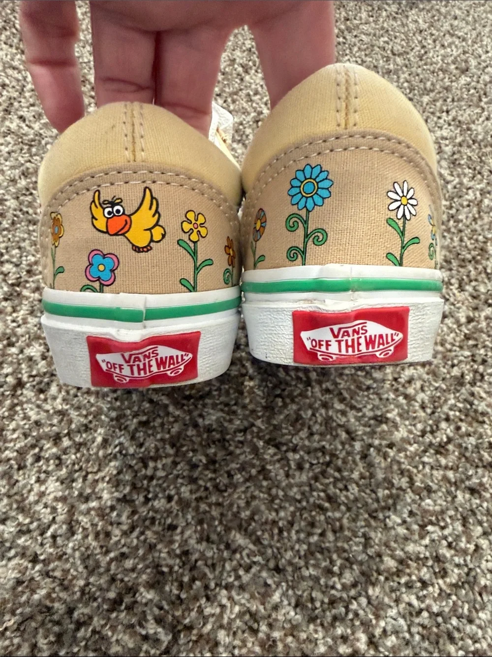 Vans Kids Low-Top Sneakers - Yellow with White Stripe Elmo